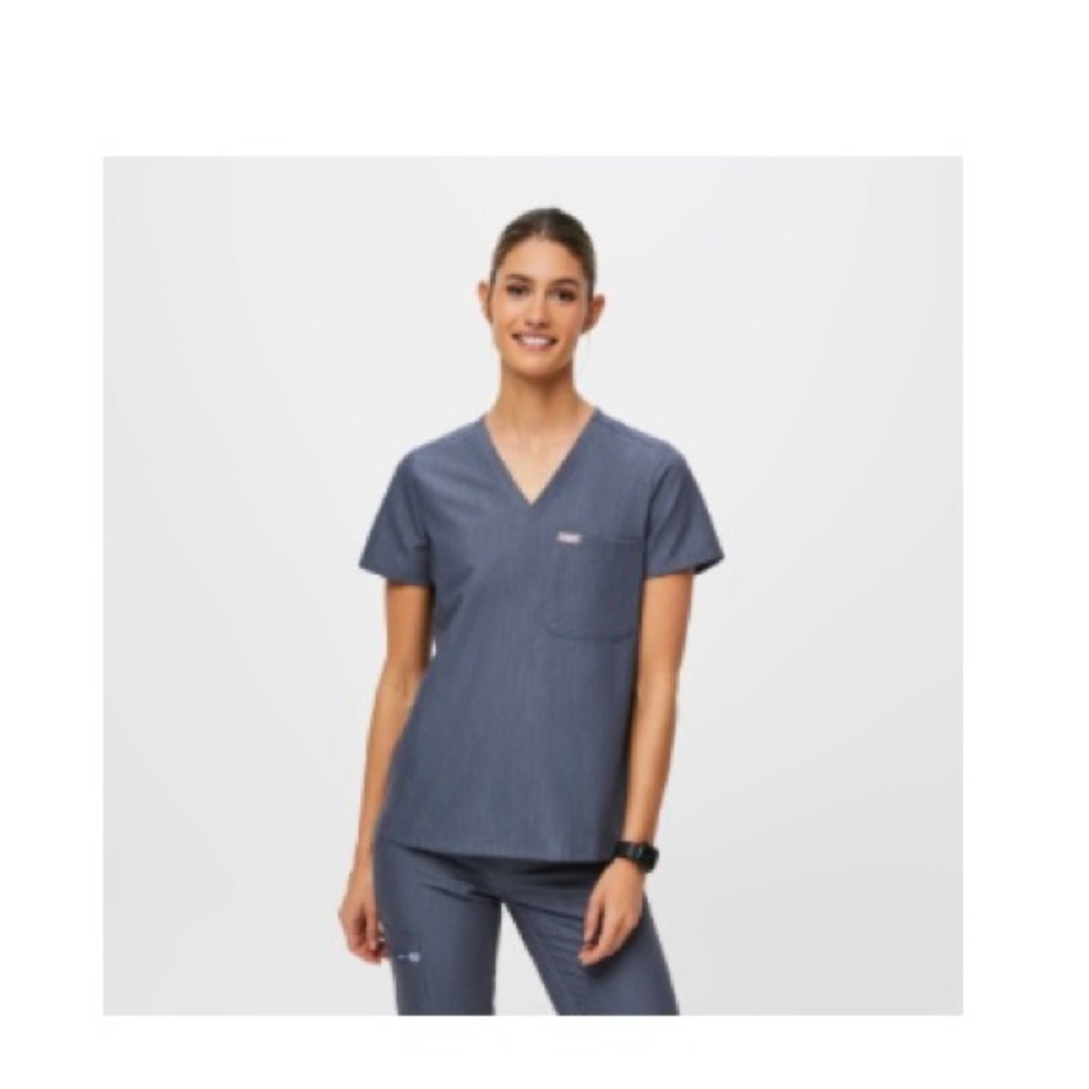 Figs scrub set, heather denim, high waisted jogger, one pocket top